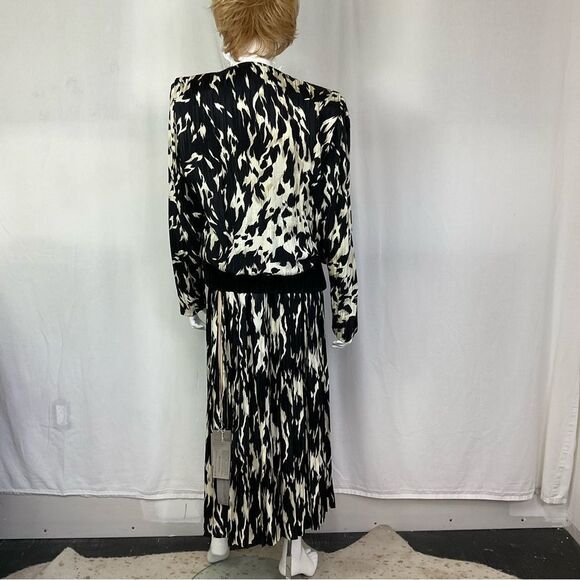 NEW Norma Walters Vintage 80’s Black Cream Silk Top & Midi Skirt Set 10 - Picture 5 of 17